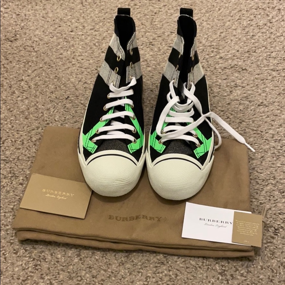 Authentic Burberry men’s high top sneakers - Picture 6 of 6